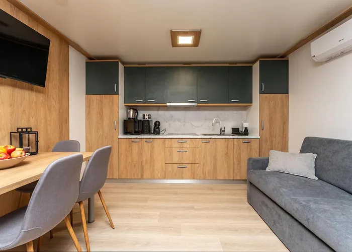 Gorgeous In Holiday home *